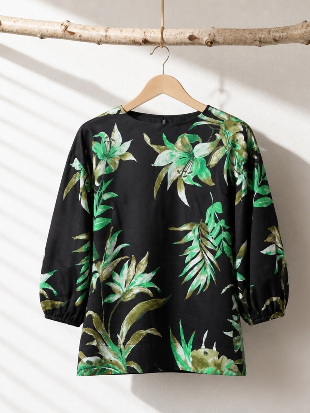 Lauren Ralph Lauren Black Floral Pouf Blouse